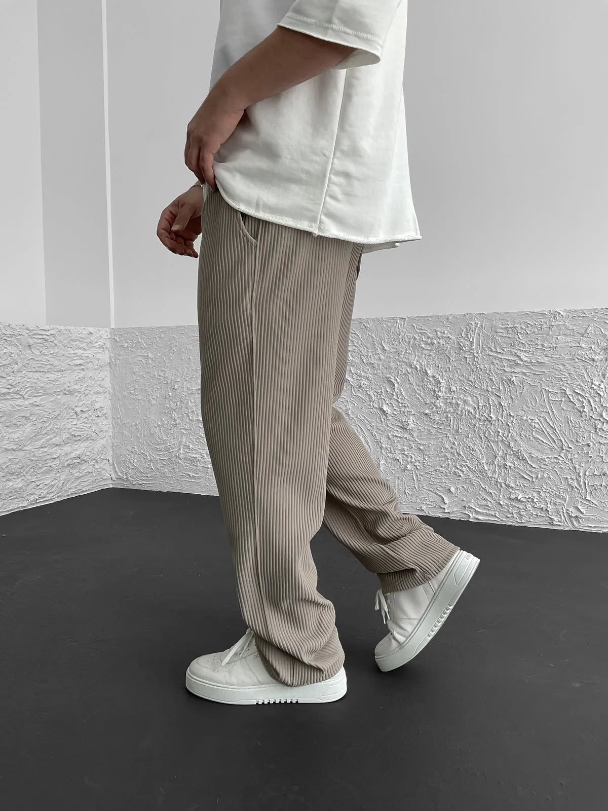 Keet | Loose ribbed trousers