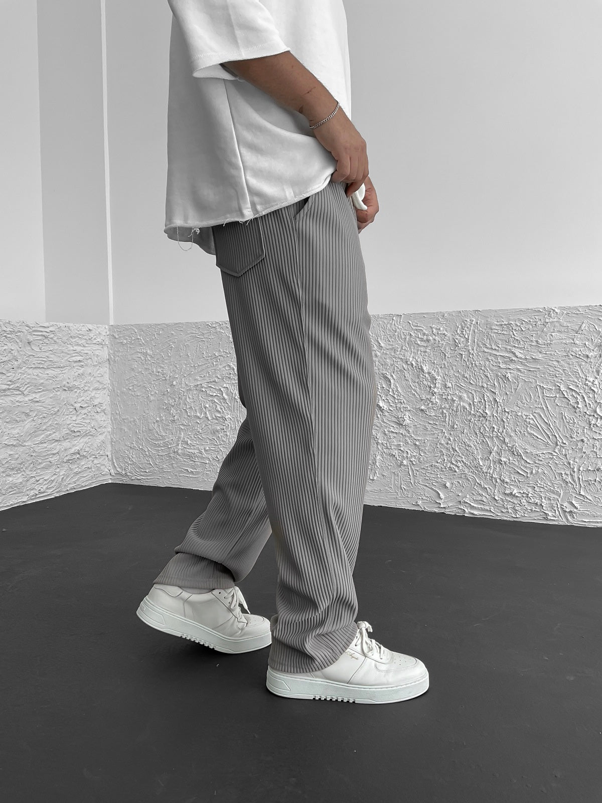 Keet | Loose ribbed trousers