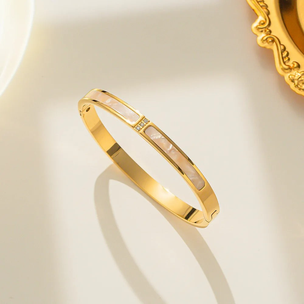 ELARA Pearly White Gold Bangle